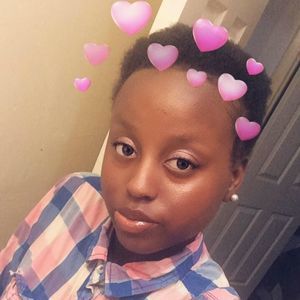 Meet your Posher, Angeliqou